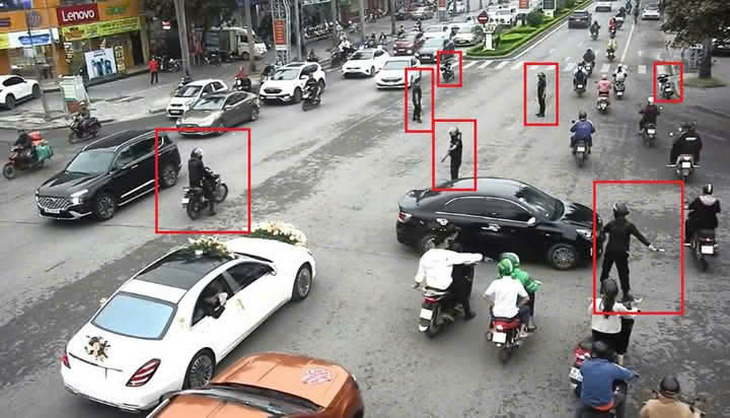 Vệ sĩ 'ngáo' quyền lực: Trách nhiệm các đơn vị cấp phép, đào tạo, quản lý ở đâu? - Ảnh 3.