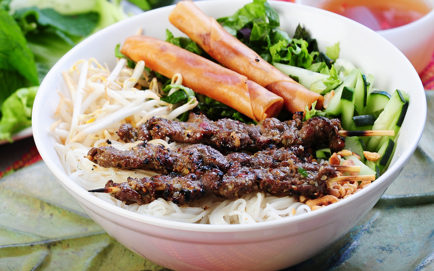 Bữa sáng 5 ngàn đồng ở Huế - Ảnh 7.