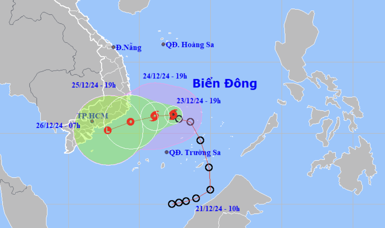 Bão số 10 có khả năng ảnh hưởng đến đất liền nước ta? - Ảnh 1.