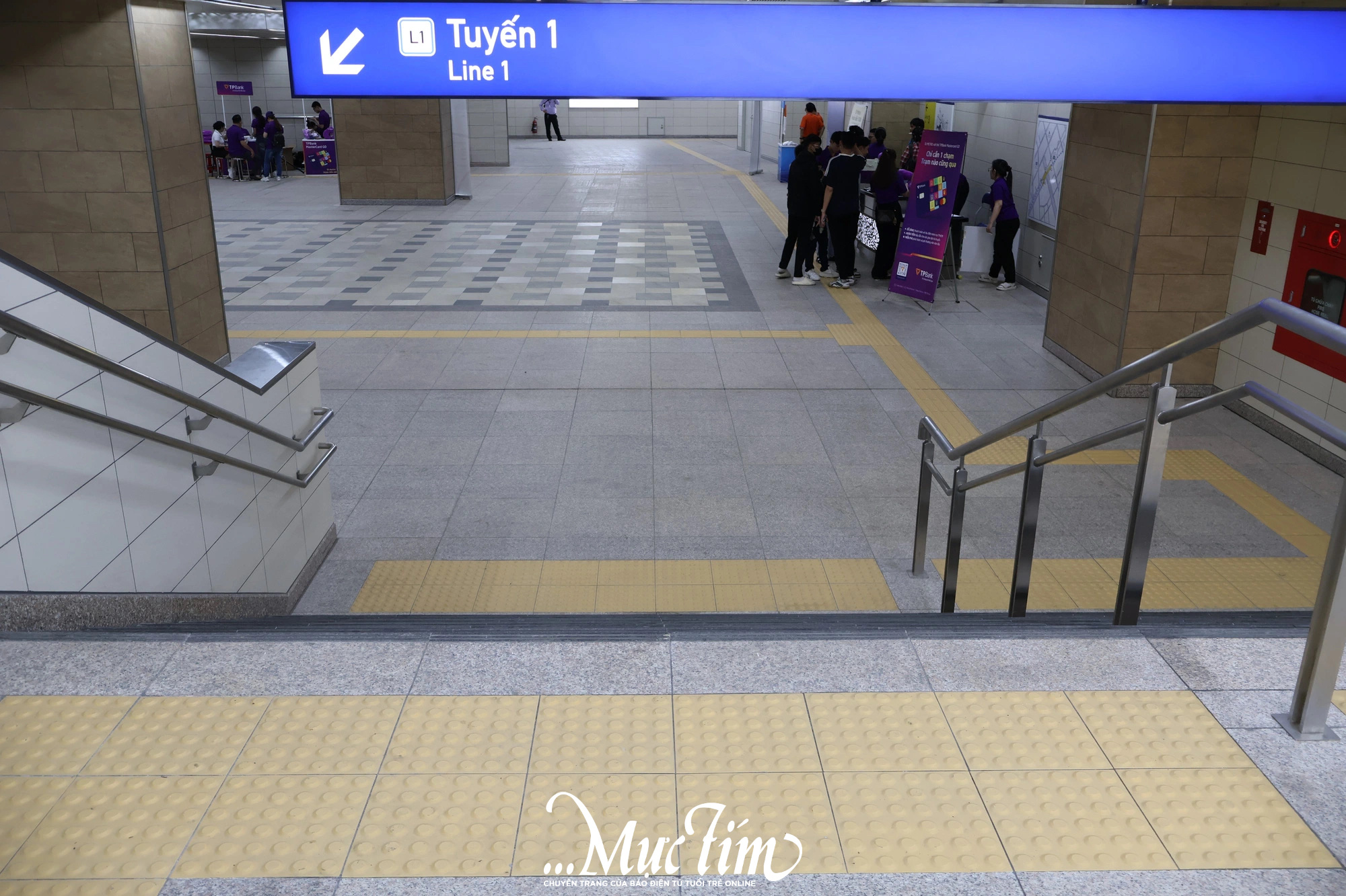 Các tiện ích hỗ trợ người khuyết tật tại ga metro số 1- Ảnh 2.