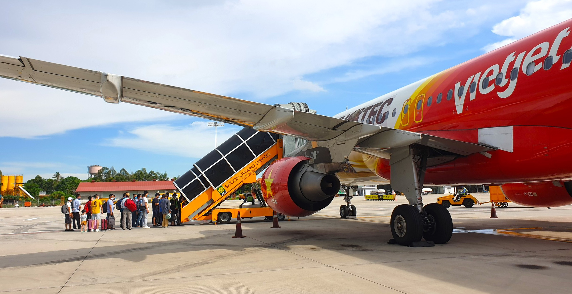 Vietjet huy động 2.000 tỉ từ trái phiếu - Ảnh 1.