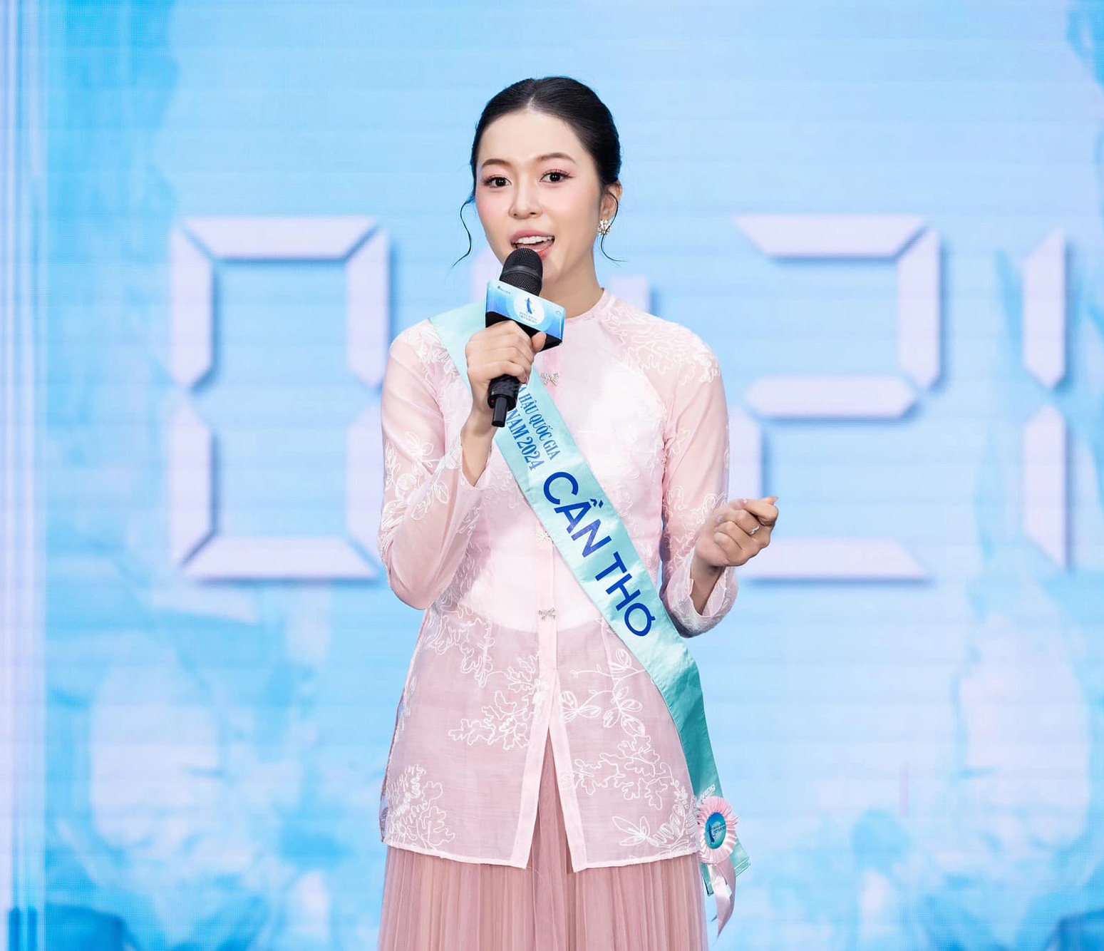 2024 Vietnam Güzeli kim olacak? - Fotoğraf 4. Ai sẽ đăng quang Hoa hậu Quốc gia Việt Nam 2024 tối nay? - Ảnh 4.