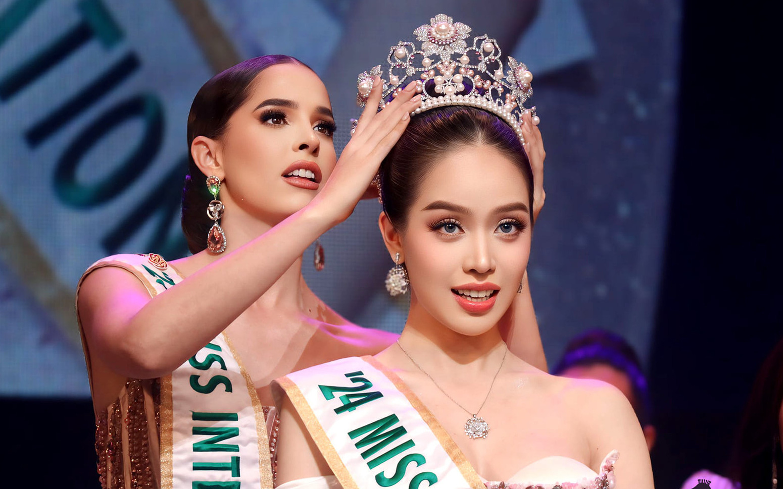 Hoa hậu Thanh Thủy tiết lộ cảm xúc khi được cầu hôn - Ảnh 5.