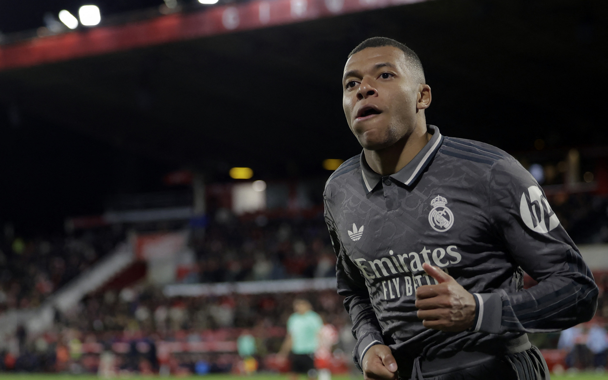 Lại thắng đậm Real Madrid, Barcelona vô địch Siêu cúp Tây Ban Nha - Ảnh 4.