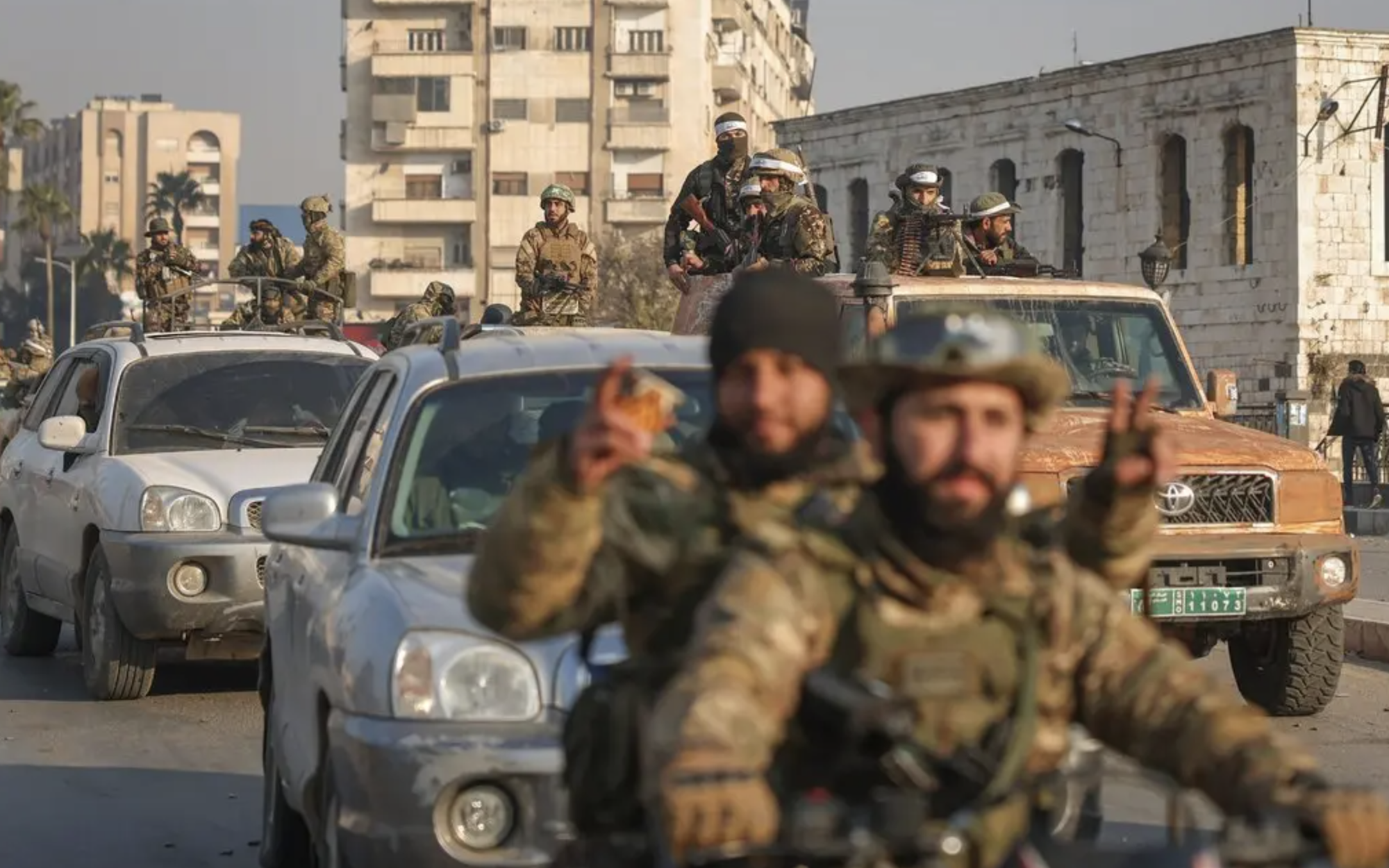 Tin tức thế giới 9-12: Tổng thống Syria tị nạn ở Nga; Đại sứ quán Syria ở Matxcơva hạ quốc kỳ - Ảnh 4.