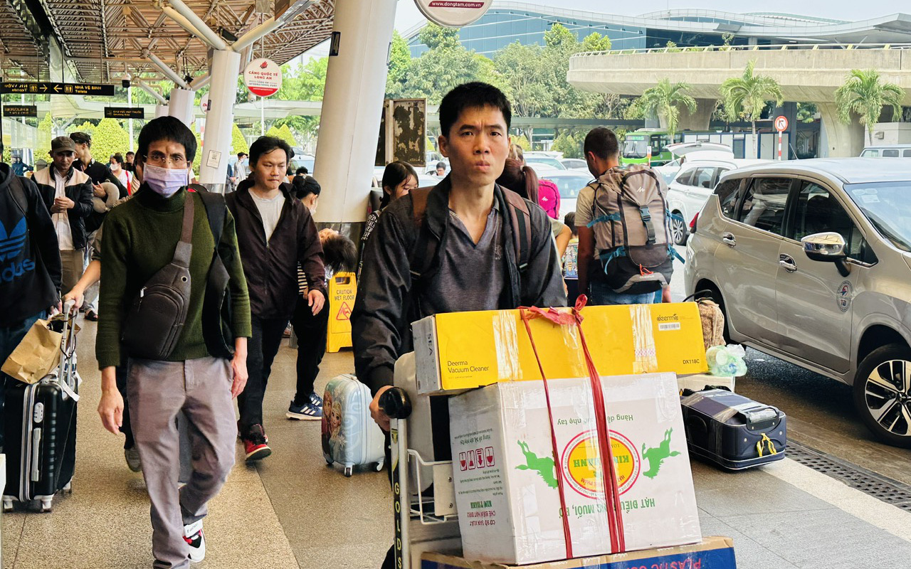 Cả ngàn chuyến bay ở Tân Sơn Nhất vào mùng 8, đã có hiện tượng delay- Ảnh 4. Sân bay Tân Sơn Nhất sắp đông đúc trở lại sau Tết