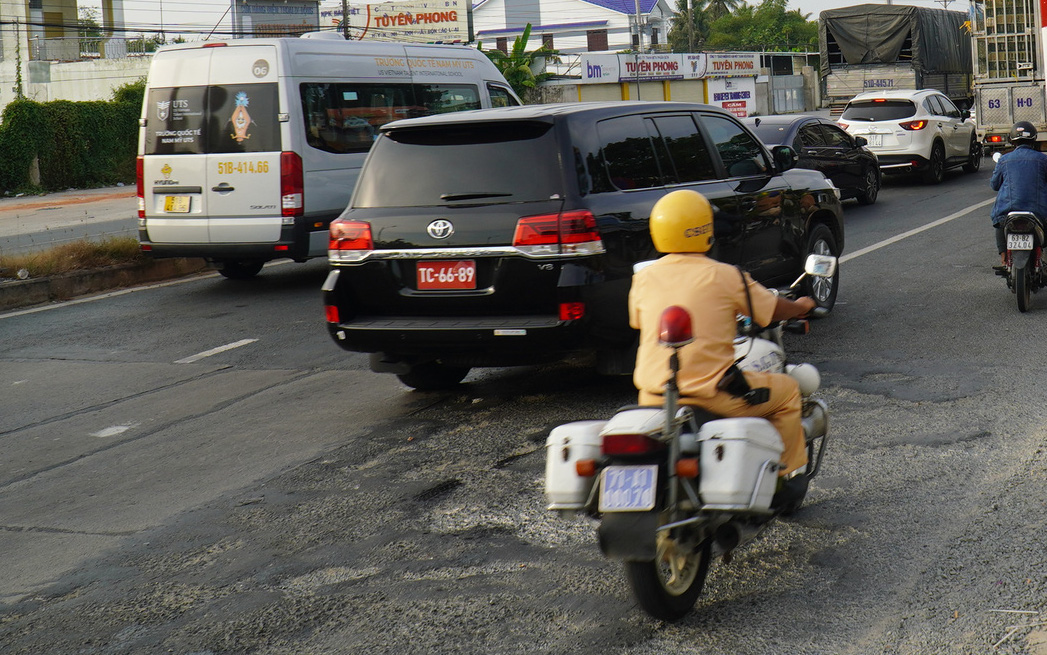 Tội nghiệp cầu Rạch Miễu gồng gánh xe, sao không điều phà giải cứu?- Ảnh 4. Đi giờ nào để tránh kẹt xe khu vực cầu Rạch Miễu?