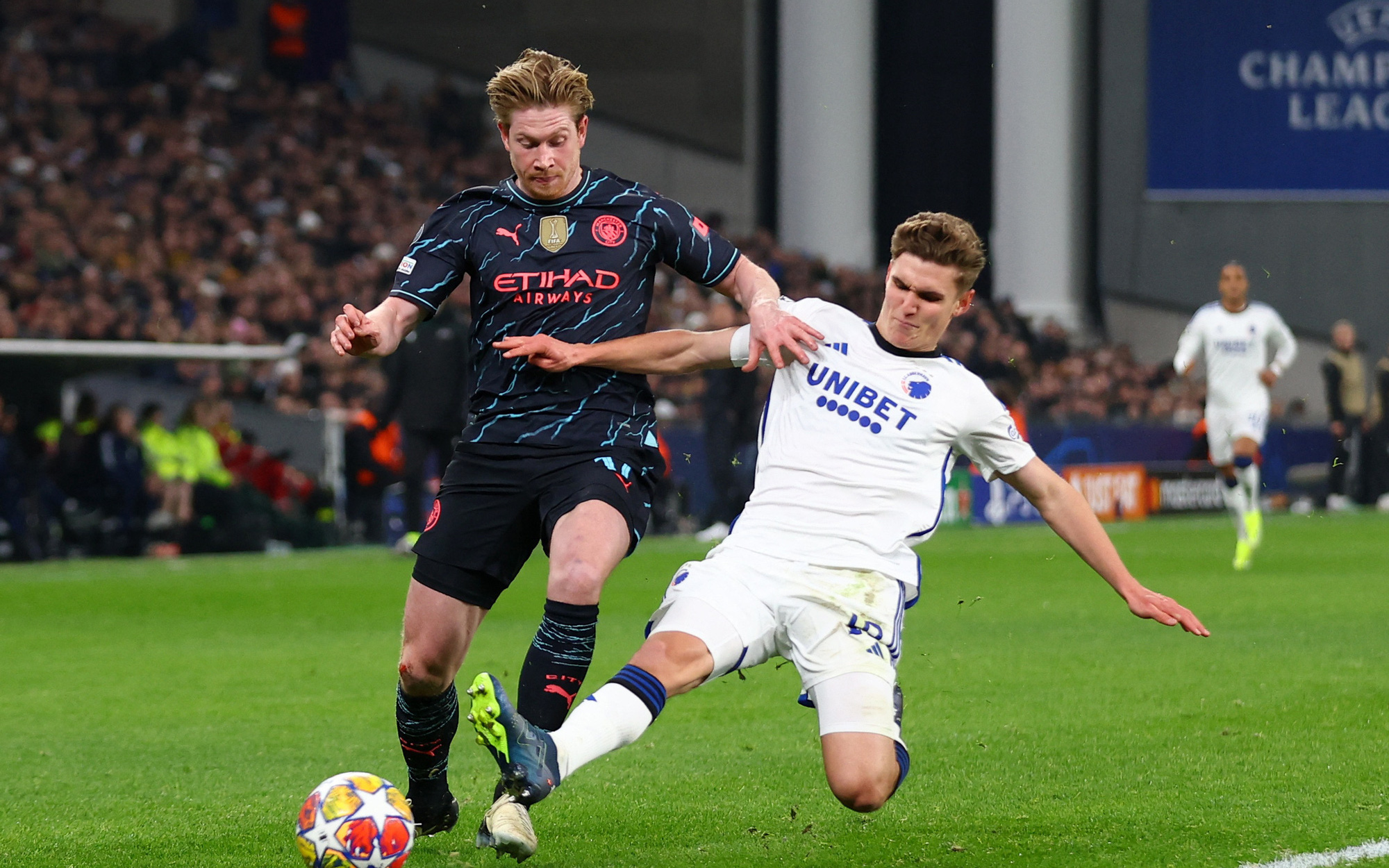 Lịch trực tiếp bóng đá châu Âu: Man United, Man City và Arsenal thi đấu- Ảnh 2. Kevin De Bruyne tỏa sáng giúp Man City thắng dễ Copenhagen