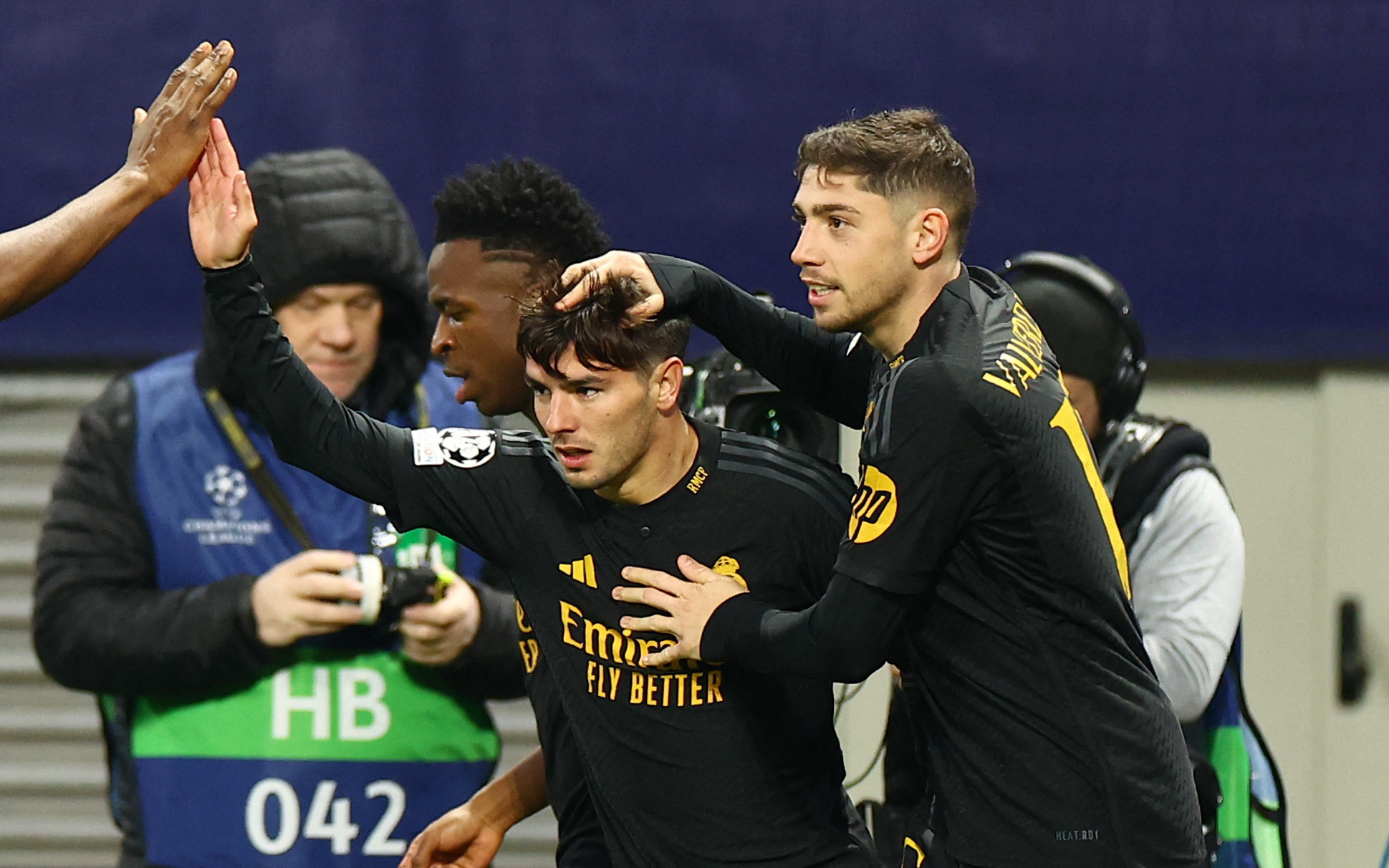 Real Madrid vất vả giành vé đi tiếp ở Champions League- Ảnh 2. Real Madrid hạ Leipzig nhờ phút lóe sáng của Diaz