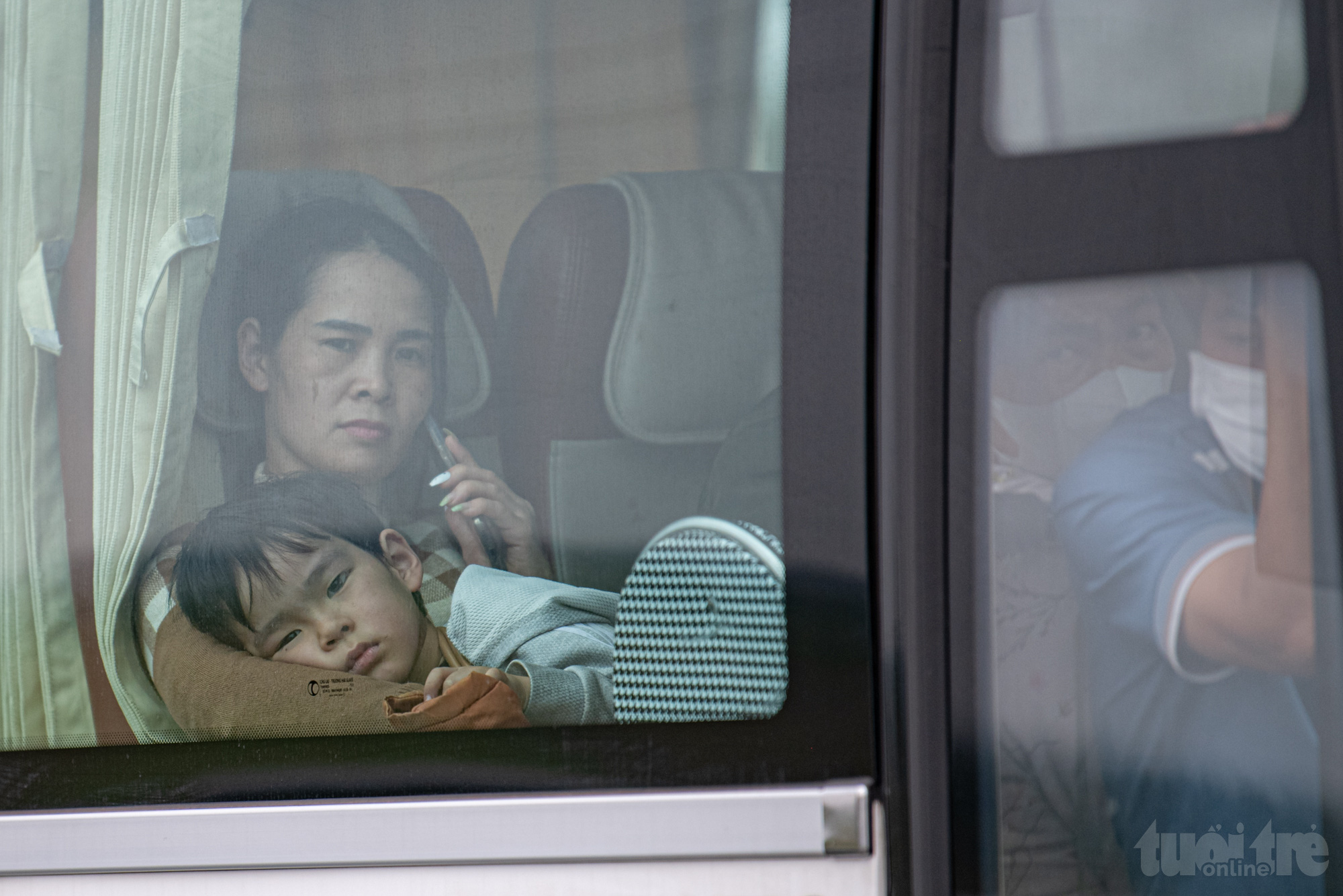 Chiều mùng 5 Tết, cửa ngõ thủ đô ùn tắc kéo dài, vành đai 3 thông thoáng- Ảnh 13. Chiều mùng 5 Tết, cửa ngõ thủ đô ùn tắc kéo dài, vành đai 3 thông thoáng- Ảnh 13.
