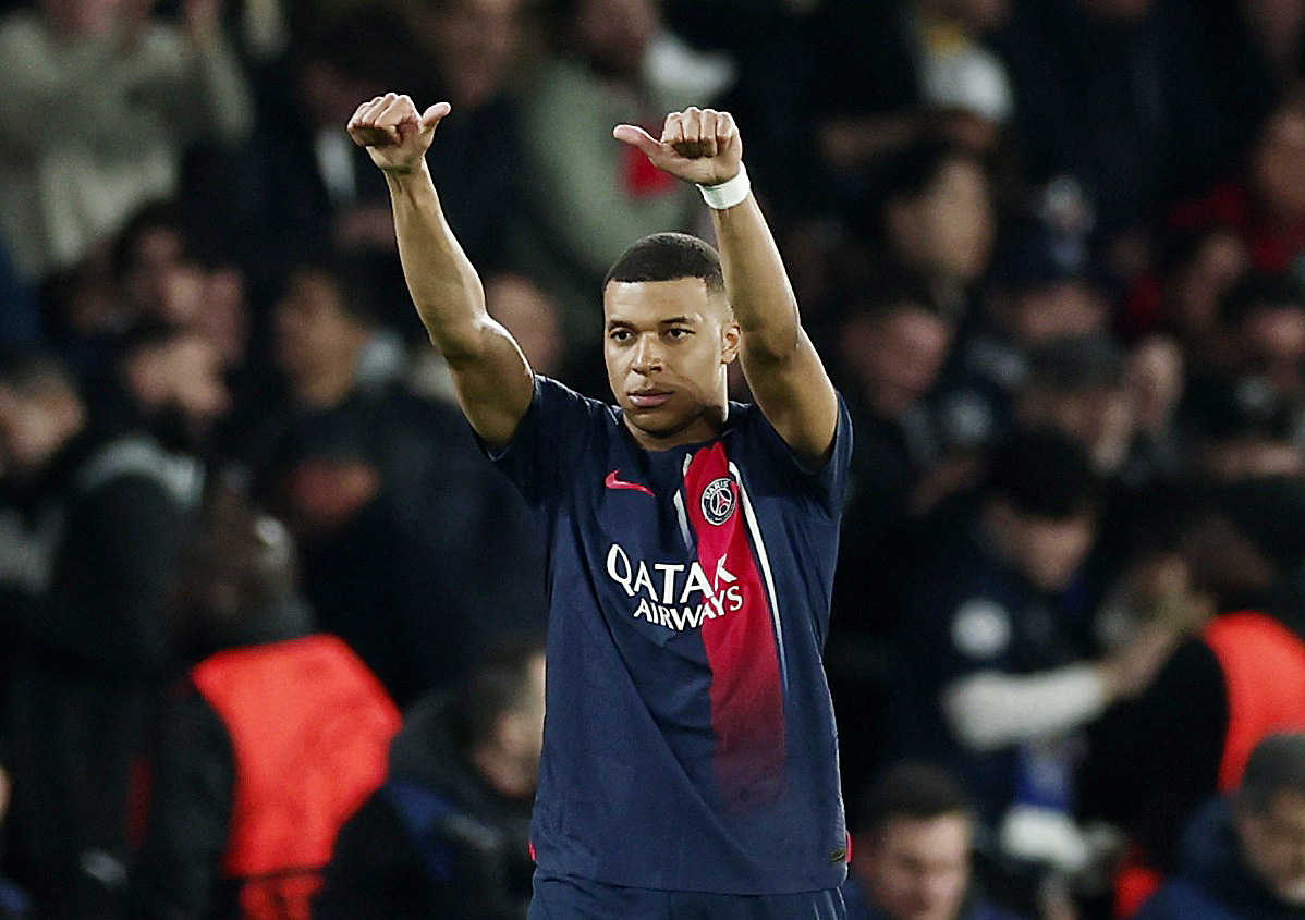 Mbappe tỏa sáng đưa PSG tiến gần vào tứ kết Champions League