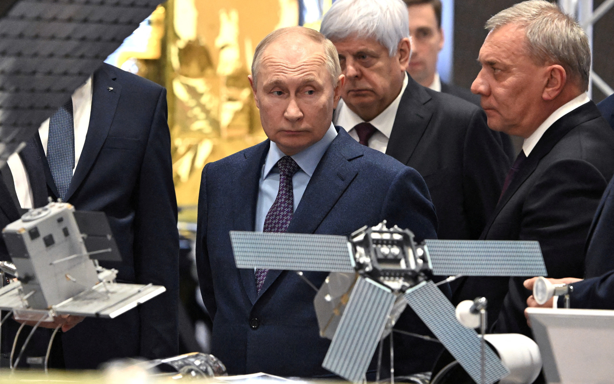 Nghị sĩ Ukraine nói Kiev sẽ chế tạo rocket hạt nhân nếu không vào được NATO- Ảnh 2. Mỹ nói Nga phát triển một thiết bị không gian chạy bằng năng lượng hạt nhân