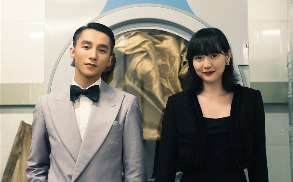 We of the Future wordt naar verwachting deel 2 van het nummer We of the Present van vier jaar geleden. Op de foto staan Son Tung M-TP en Hai Tu in die MV - Foto: NVCC 'Chúng ta của tương lai' được dự đoán là phần 2 của ca khúc 'Chúng ta của hiện tại' cách đây 4 năm. Trong ảnh là tạo hình của Sơn Tùng M-TP và Hải Tú trong MV đó - Ảnh: NVCC