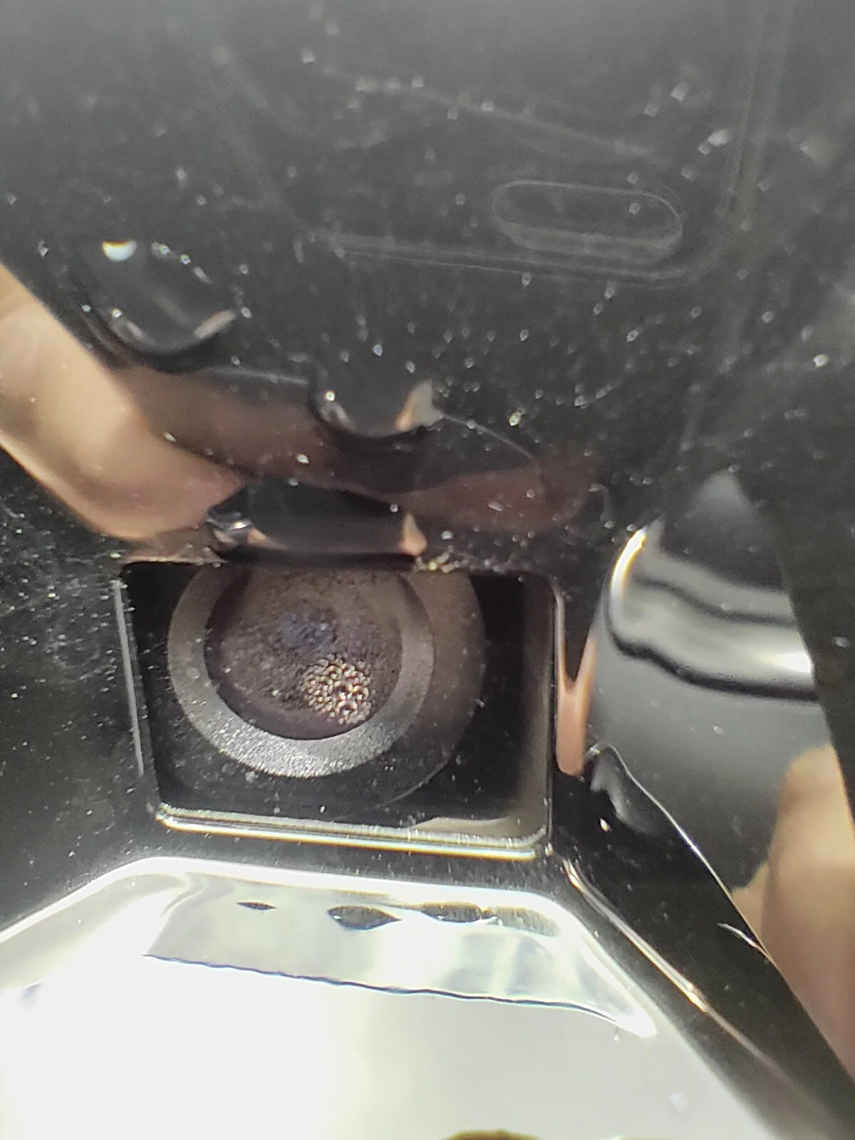 Chủ xe Hyundai Ioniq 5 đau đầu với gương chống sương mù lại... mù sương- Ảnh 8.
