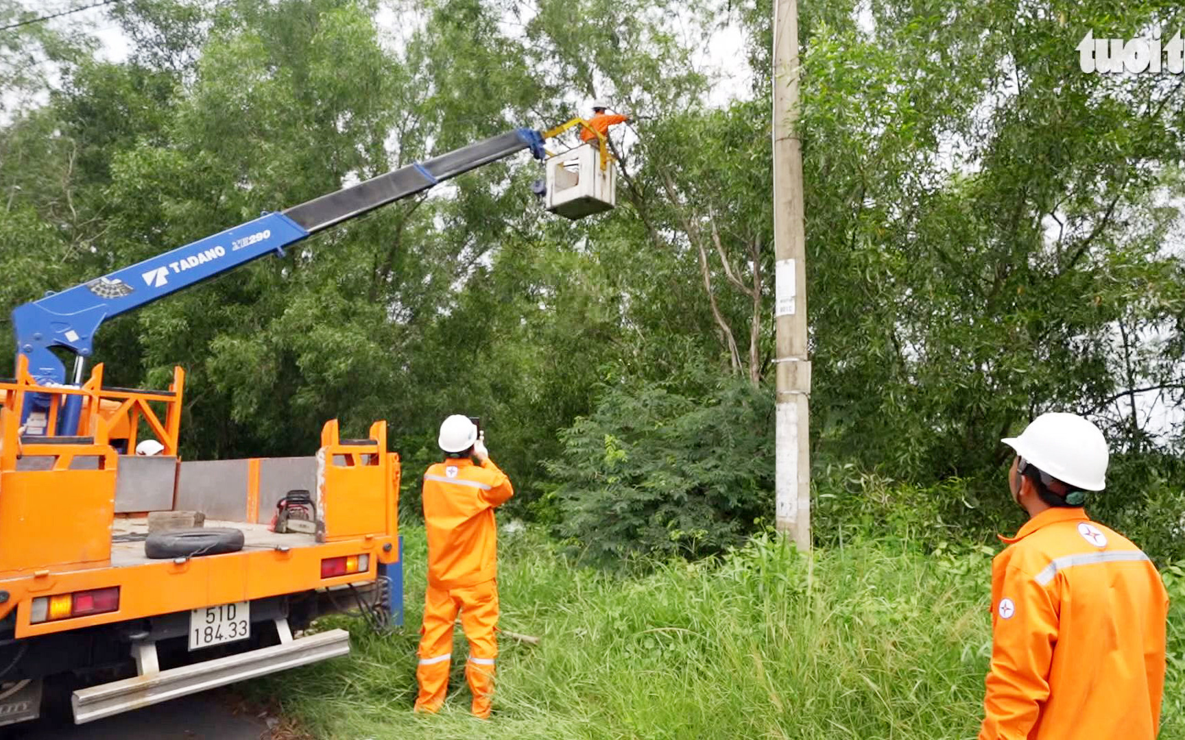 EVNHCMC sôi động ngày làm việc đầu tiên sau Tết Giáp Thìn- Ảnh 4. EVNHCMC đảm bảo cung cấp điện dịp Tết Nguyên đán