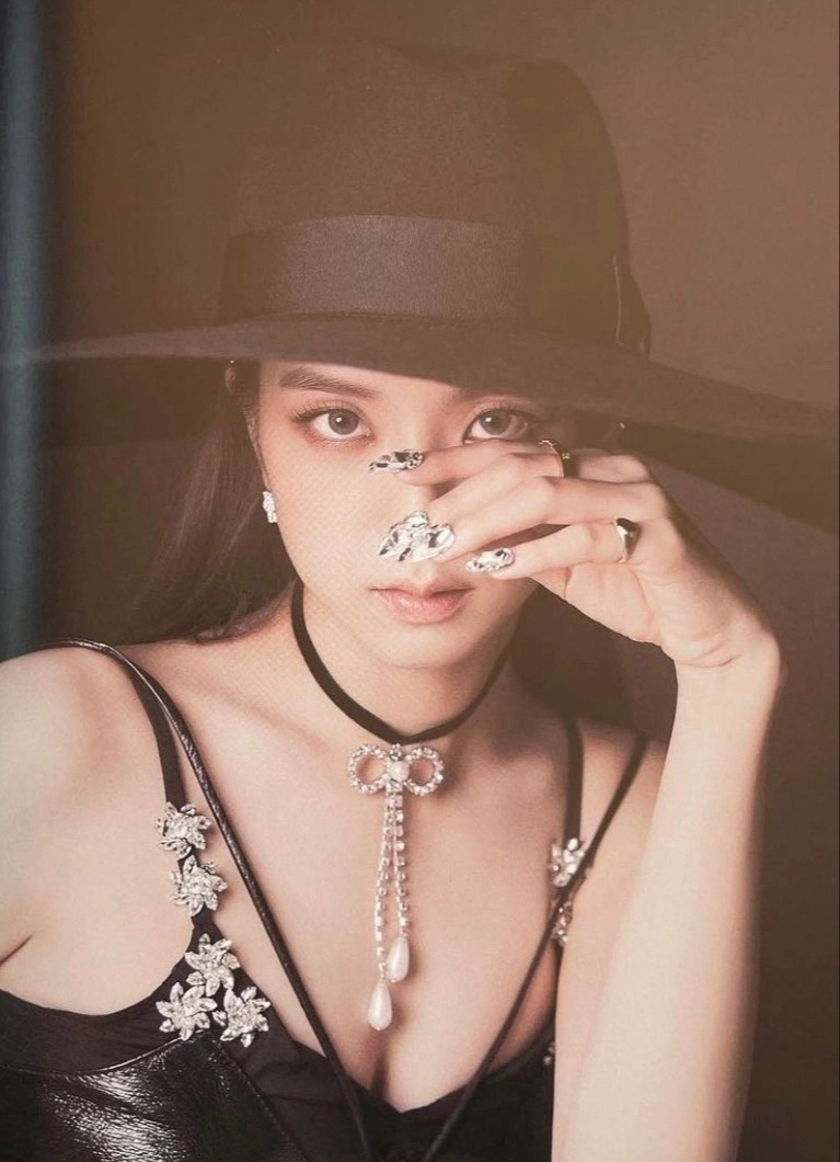 جيسو أكدت تأسيس شركتها الخاصة التي تحمل اسم Blissoo - صورة: صفحة جيسو على الفيسبوك Jisoo xác nhận thành lập công ty riêng mang tên Blissoo - Ảnh: Facebook Jisoo