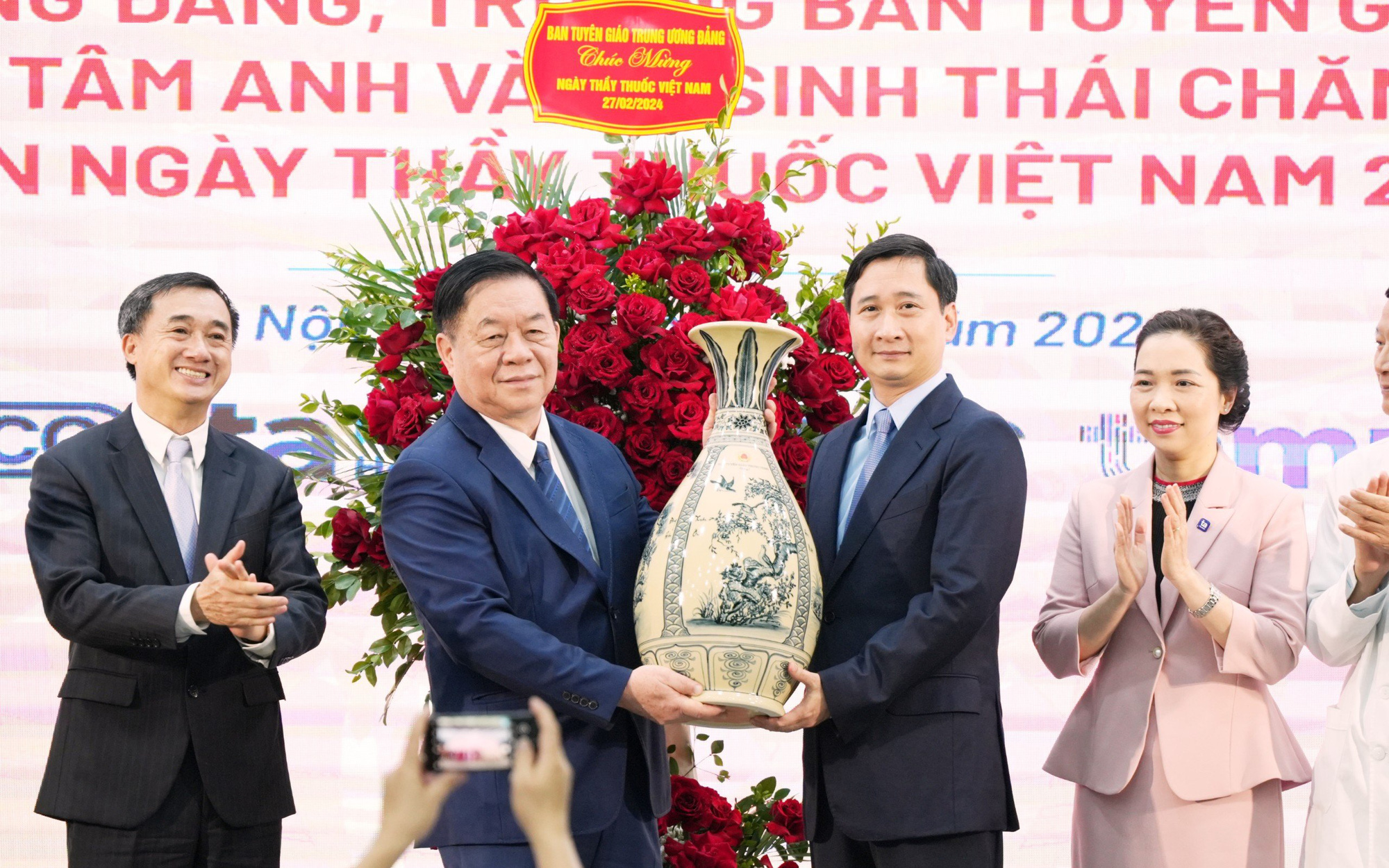 Trưởng Ban Tuyên giáo Trung ương mong thầy thuốc khơi dậy mạnh mẽ y đức, ý chí tự lực, tự cường- Ảnh 5. Hệ sinh thái y tế