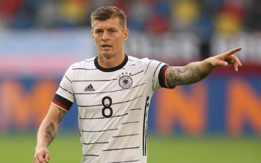 Đẳng cấp Kroos là điều tuyển Đức đang thiếu- Ảnh 2. Tin tức thể thao sáng 23-2: Benzema 'đốt lưới nhà'; Toni Kroos tuyên bố quay lại tuyển Đức