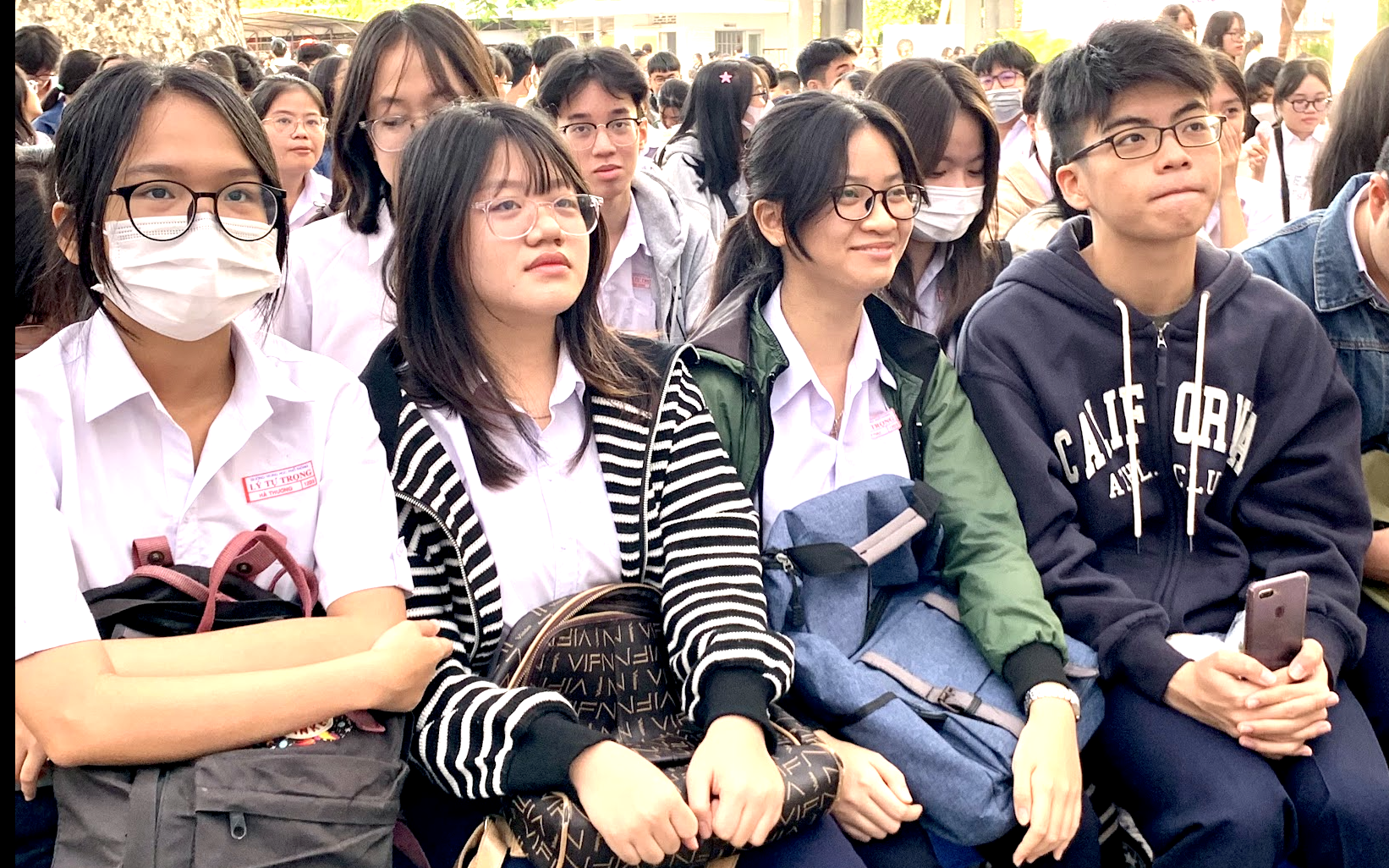 Chưa hết hạn đăng ký dự thi đã kín chỗ, trường thêm đợt thi đánh giá năng lực- Ảnh 3. Lịch đăng ký 9 kỳ thi đánh giá năng lực năm 2024