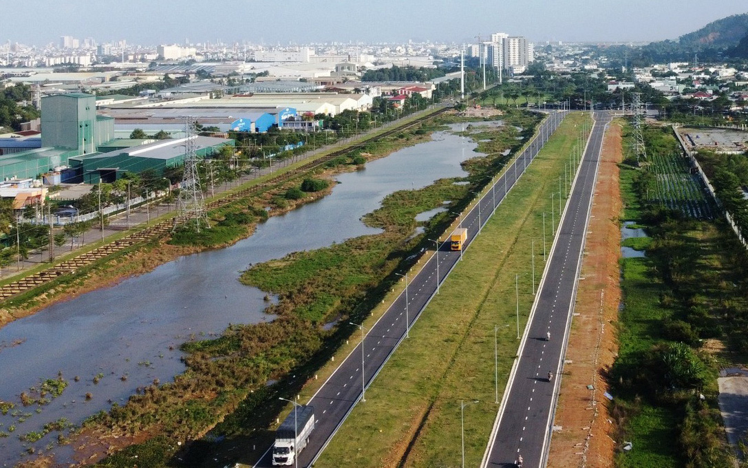Chấn chỉnh xe chở đất 'đi lạc' ra ngoài dự án ngàn tỉ ở Đà Nẵng- Ảnh 3. Dự án đường vành đai phía tây 2 Đà Nẵng bao giờ làm tiếp?