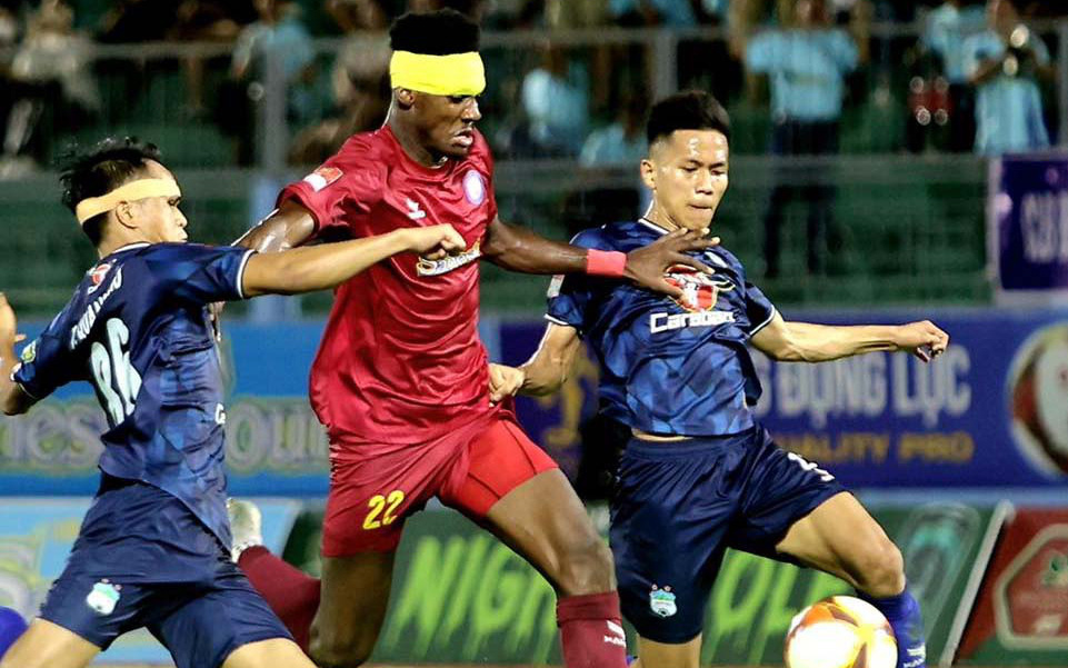 Hoàng Anh Gia Lai và Khánh Hòa 