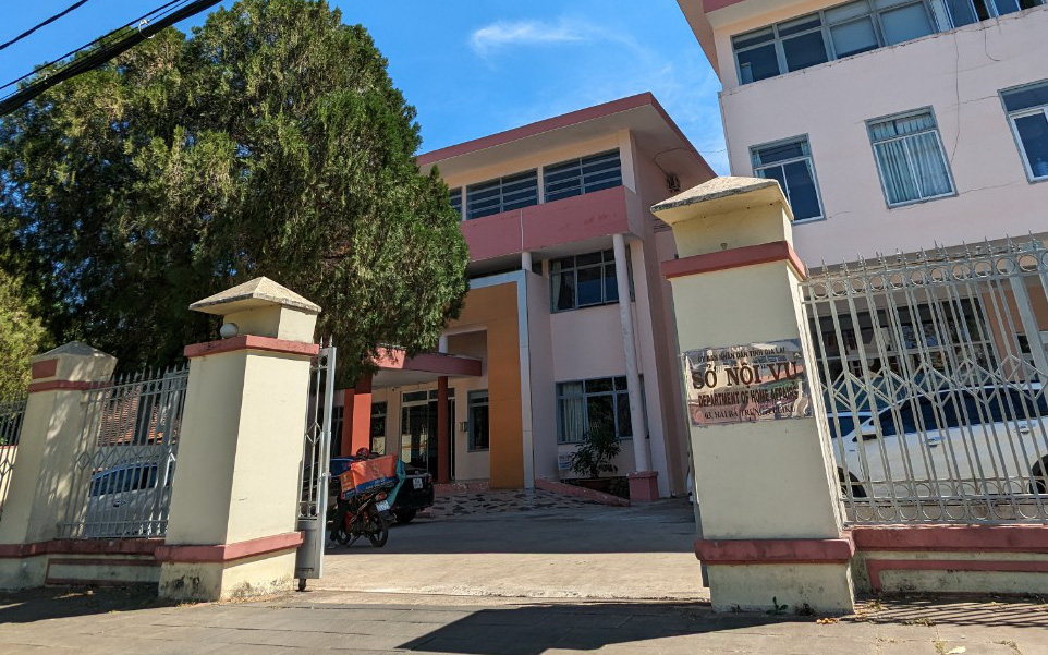 Ban Tôn giáo tỉnh Gia Lai chi sai 8,35 tỉ đồng- Ảnh 3. Nhận án treo, phó chánh văn phòng sở nội vụ xuống làm chuyên viên