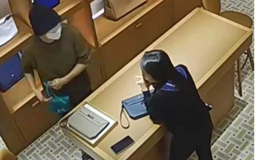 Một người bị tai nạn nằm trên đường ở Củ Chi nghi bị trộm tài sản- Ảnh 2. Bắt