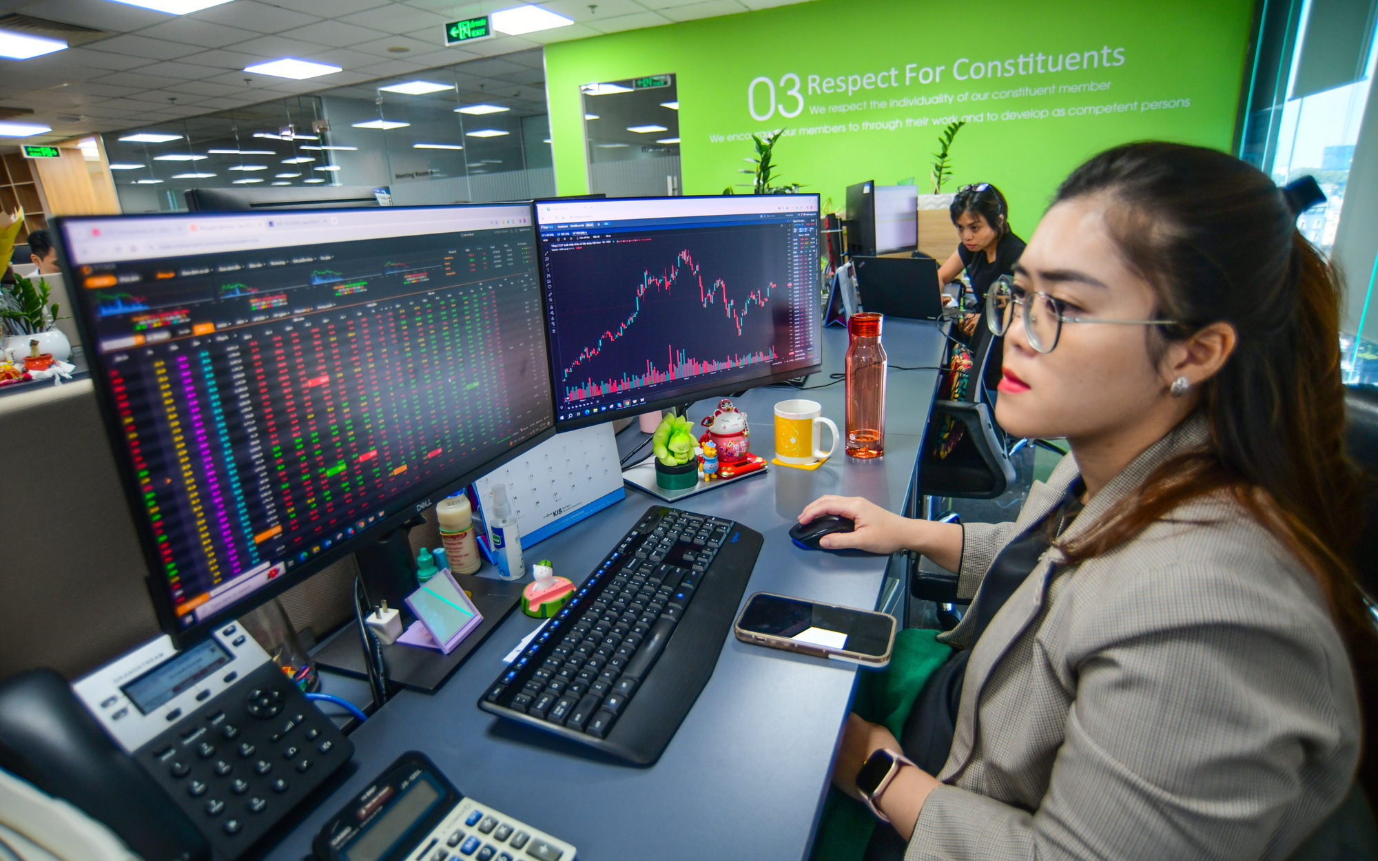 Chứng khoán khai xuân, cá nhân hồ hởi- Ảnh 3. Tài khoản chứng khoán mở mới tăng vọt trong tháng áp Tết