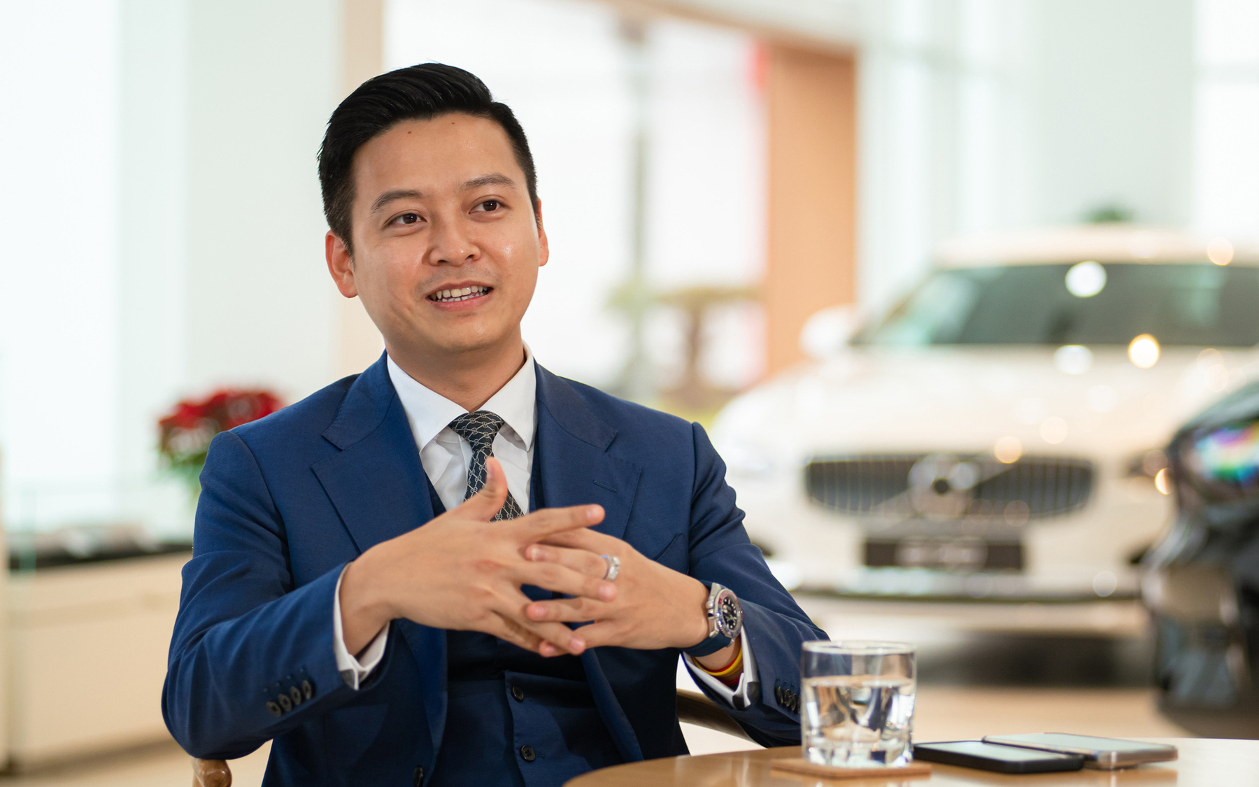Người bán Volvo nhiều nhất Việt Nam 7 năm liên tiếp: "Khách 9X - 2000 ngày càng nhiều"