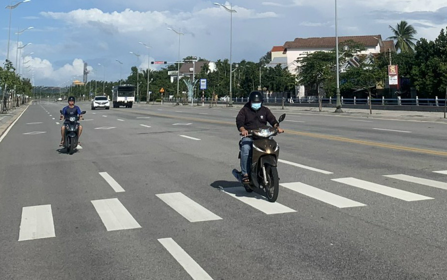 Đề nghị kỷ luật chủ tịch tỉnh Quảng Ngãi Đặng Văn Minh và cựu chủ tịch Cao Khoa- Ảnh 4. Tập đoàn Phúc Sơn có gì tại Quảng Ngãi mà Cục Cảnh sát kinh tế yêu cầu cung cấp tài liệu?