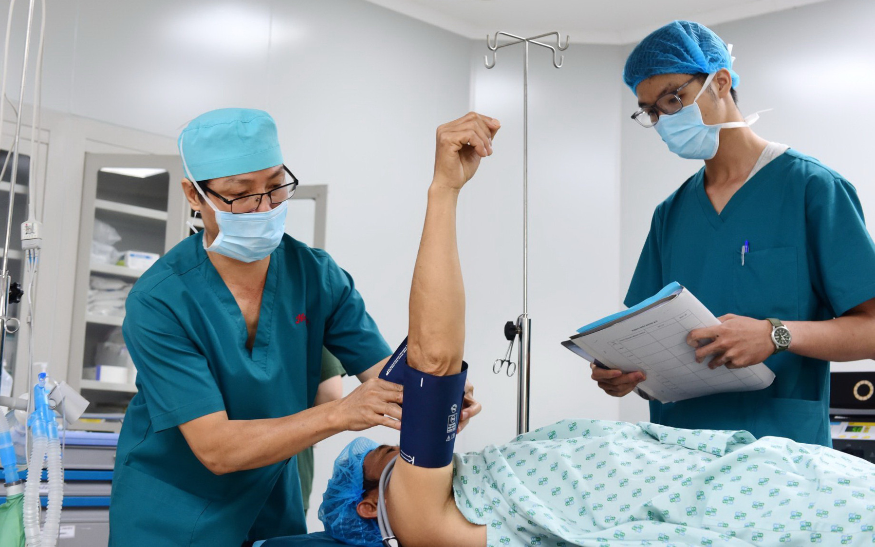 Rõ tên 4 tỉnh miền Tây đến TP.HCM trị ung thư nhiều nhất