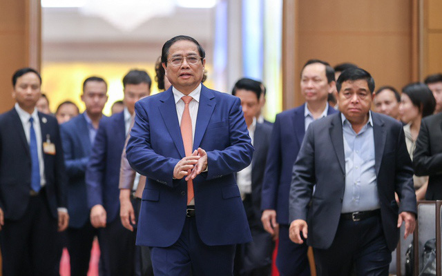 Lượng tiền gửi vào ngân hàng tiếp tục đạt kỷ lục mới - Ảnh 2.