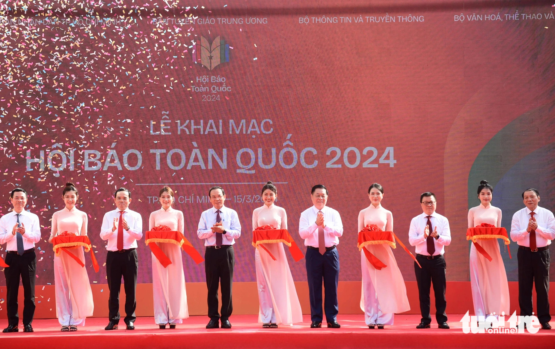 Khai mạc Hội báo toàn quốc 2024 - Ảnh: QUANG ĐỊNH Khai mạc Hội báo toàn quốc 2024 - Ảnh: QUANG ĐỊNH