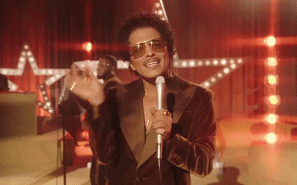 Bruno Mars đăng hình ảnh do Đinh Thiên Phú thiết kế - Ảnh 4.
