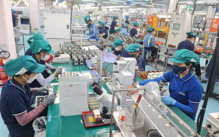 Bộ Nội vụ: Cải cách tiền lương với công chức, mức thấp nhất không dưới 5 triệu- Ảnh 2. Cải cách tiền lương: 4 việc cần làm nhanh