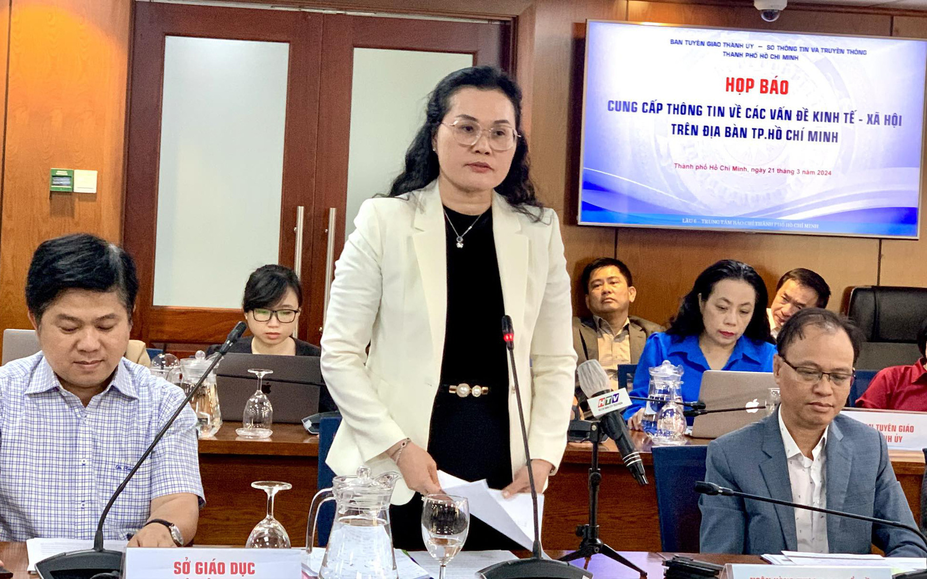 7 trường ở TP.HCM đồng ý tiếp nhận học sinh Trường quốc tế AISVN- Ảnh 2. Phụ huynh muốn tiếp quản Trường quốc tế AISVN, chủ đầu tư đưa cam kết