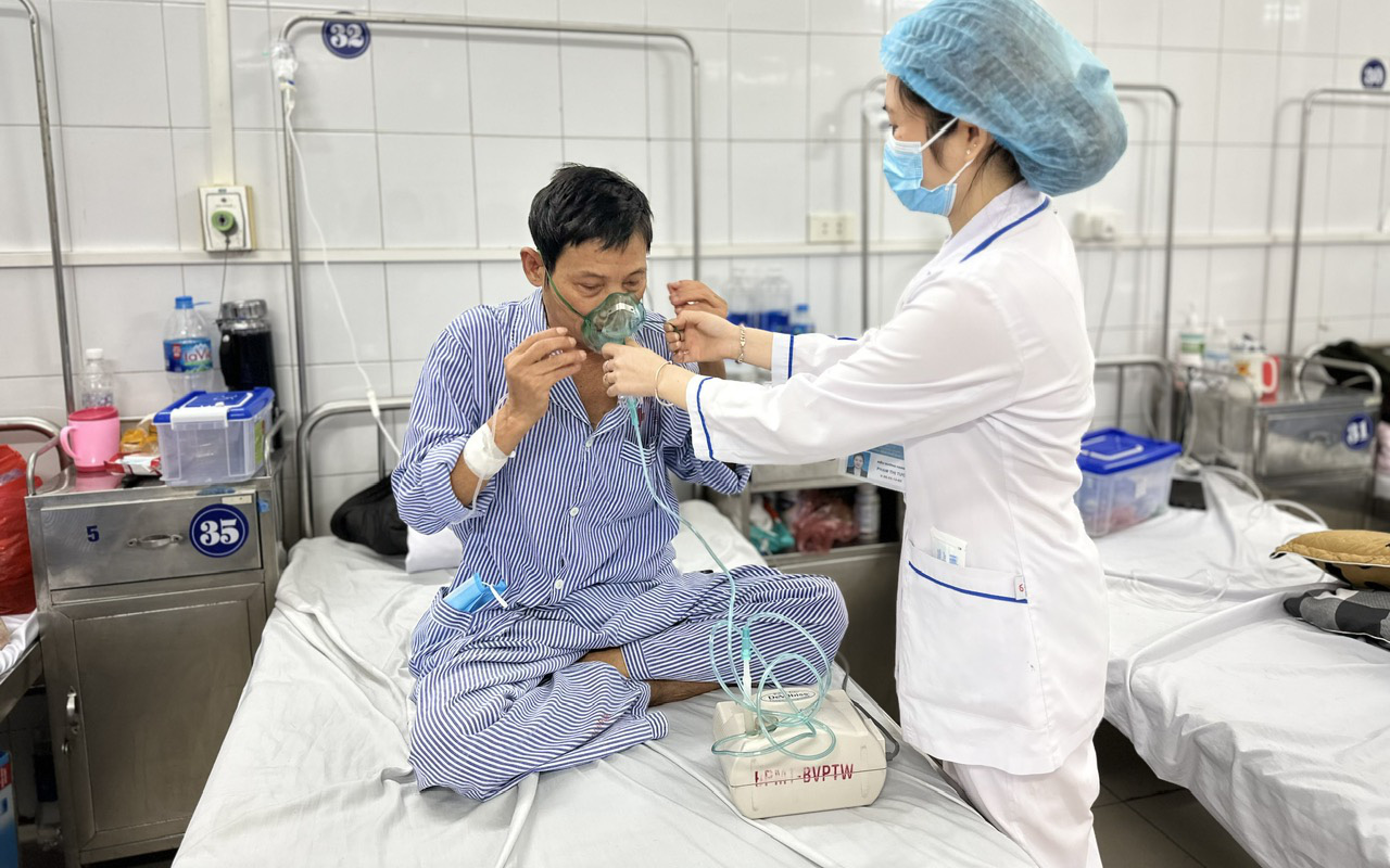 Bệnh lao có thể phòng, điều trị nhưng mỗi năm vẫn có 13.000 người tử vong- Ảnh 2. Số người chết do bệnh lao cao gấp đôi người chết vì tai nạn giao thông