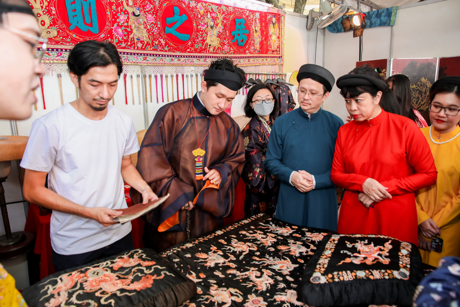 Атмосфера 3-го фестиваля «Зелёные волосы и аозай» — Фото: Оргкомитет Không khí Ngày hội Tóc xanh vạt áo lần thứ 3 - Ảnh: BTC