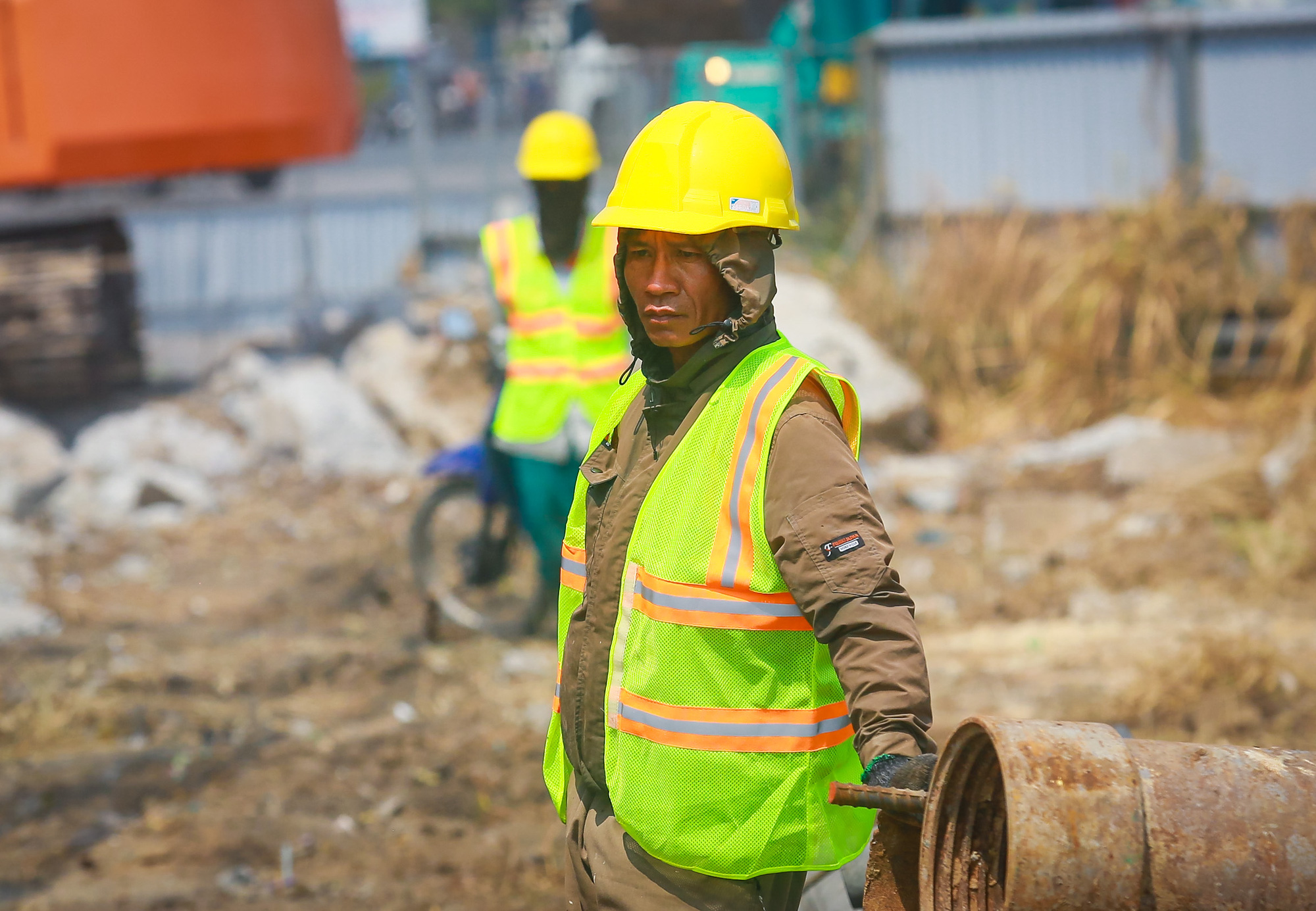 Nút giao An Phú tăng tốc thi công, công nhân đội nắng nóng làm việc- Ảnh 13. Nút giao An Phú tăng tốc thi công, công nhân đội nắng nóng làm việc- Ảnh 13.