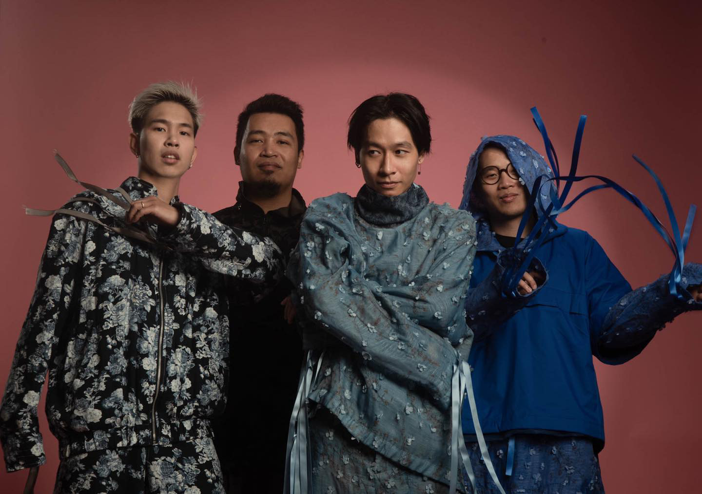 Band Sweet tiba-tiba mengumumkan ia akan berhenti beroperasi, membatalkan semua rancangan yang dirancang sebelum ini - Foto: FBNV Ban nhạc Ngọt đột ngột thông báo dừng hoạt động, hủy cả show đã lên kế hoạch từ trước - Ảnh: FBNV