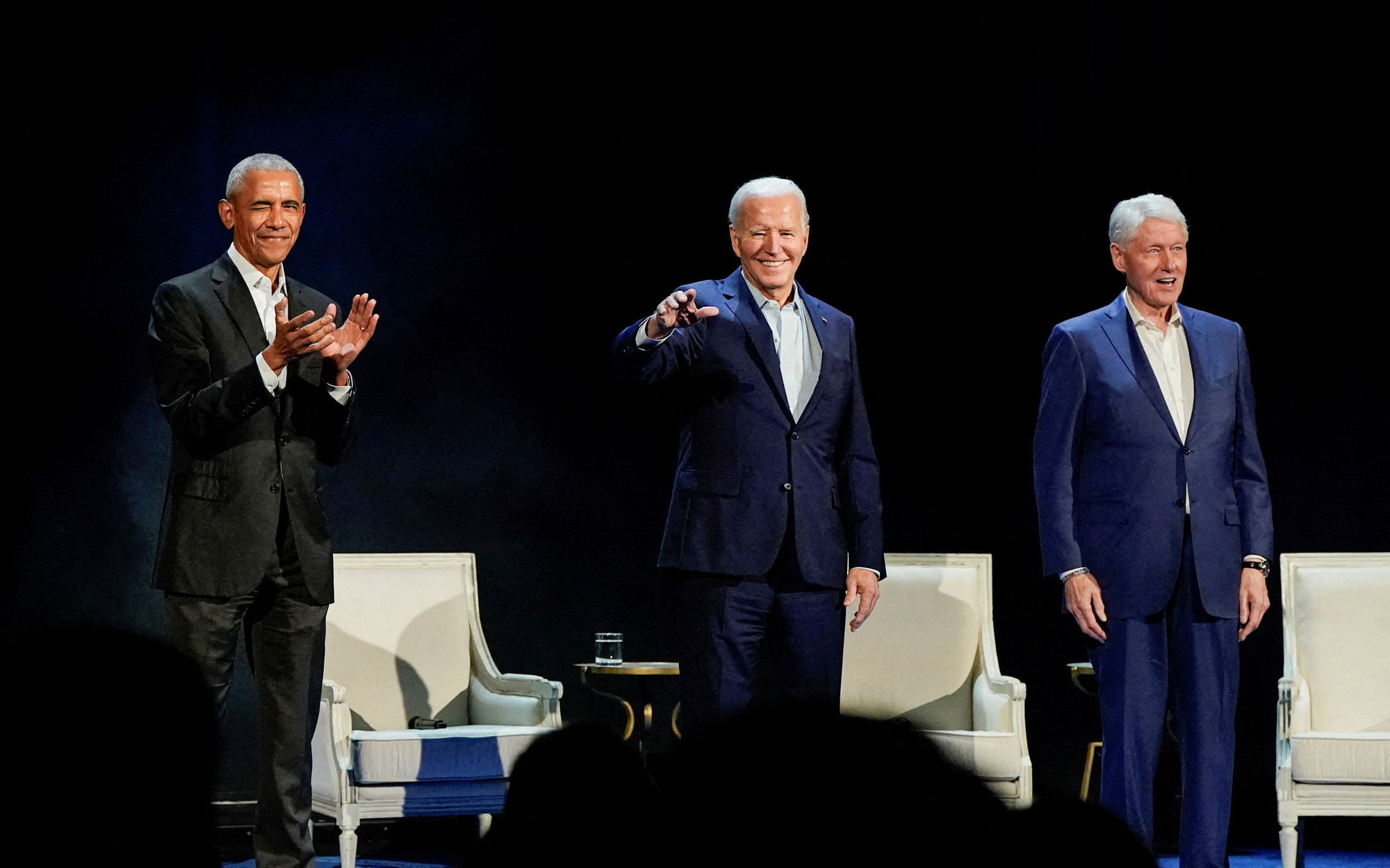Cựu tổng thống Bill Clinton nói ông Trump đánh cắp thành quả kinh tế thời Obama