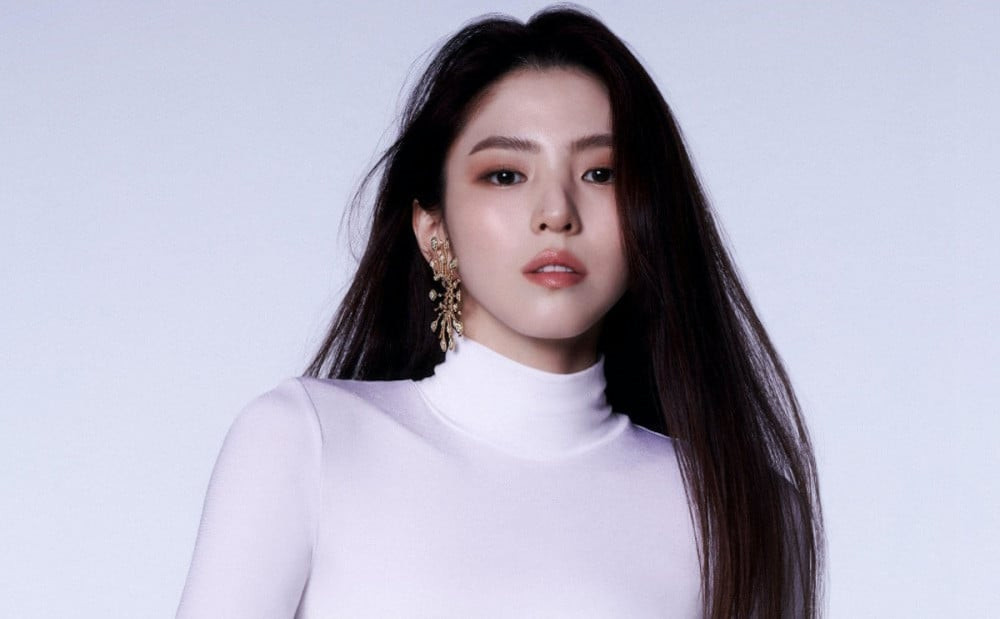 Han So Hee continua a publicar uma carta, criando controvérsia Han So Hee lại tiếp tục đăng tải tâm thư, tạo nên tranh cãi