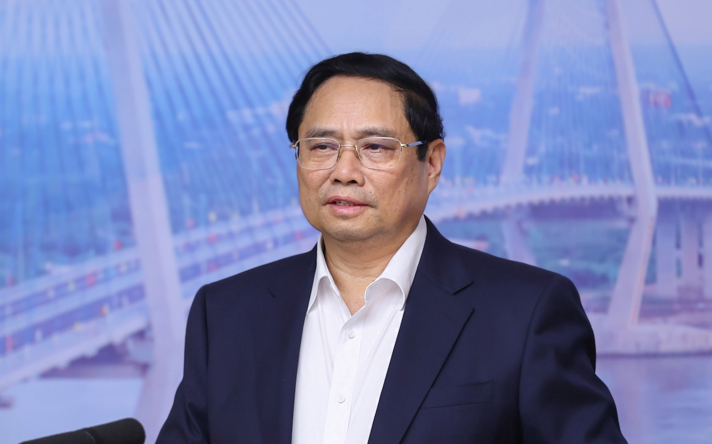 Phó thủ tướng kiểm tra mỏ cát cho dự án giao thông ở miền Tây- Ảnh 3. Thủ tướng yêu cầu nỗ lực hơn nữa trong thực hiện các dự án trọng điểm ngành giao thông