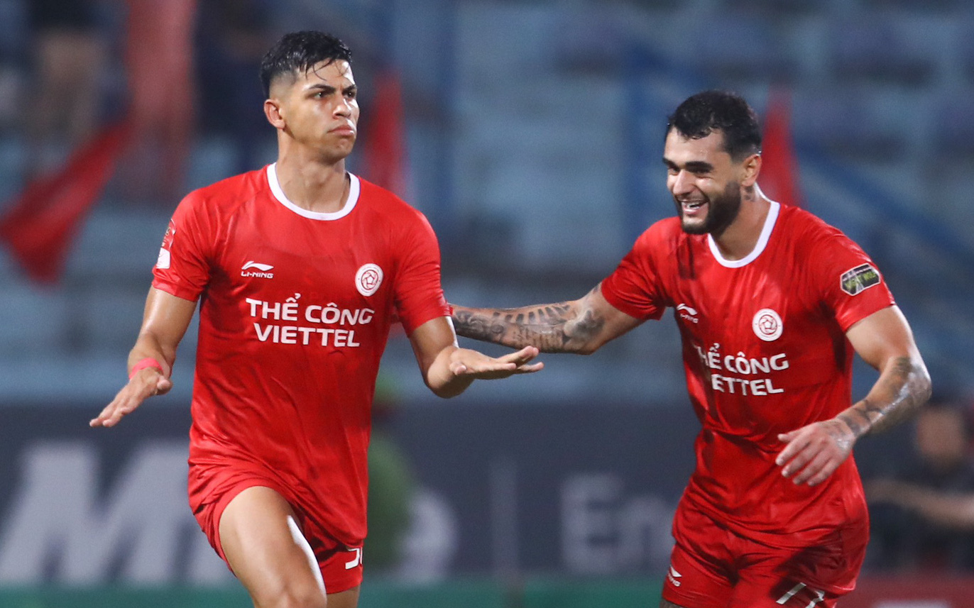 Ba trận tâm điểm vòng 15 V-League 2023-2024 áp dụng VAR- Ảnh 3. CLB Quảng Nam chỉ trích gay gắt trọng tài, nói mất niềm tin với VAR