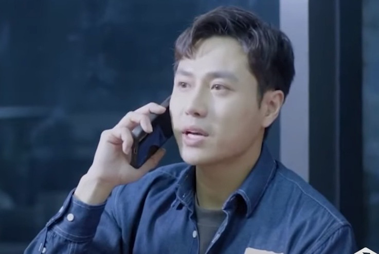 ثانه سون في فيلم دعونا نحب بعضنا البعض بسلام - صورة: المنتج Thanh Sơn trong phim Mình yêu nhau bình yên thôi - Ảnh: ĐPCC