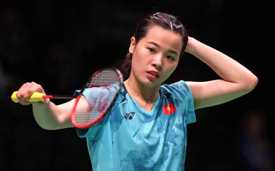 Thua thần đồng 17 tuổi, Thùy Linh sớm dừng bước tại Singapore Open- Ảnh 2. Nguyễn Thùy Linh đi nước ngoài thi đấu không có HLV, vì sao?