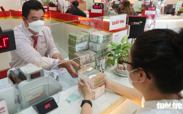 Thủ tướng: Làm rõ vì sao doanh nghiệp khó tiếp cận vốn dù tiền gửi vào ngân hàng tăng?- Ảnh 4. Thủ tướng sắp làm việc với các ngân hàng để khơi thông tín dụng