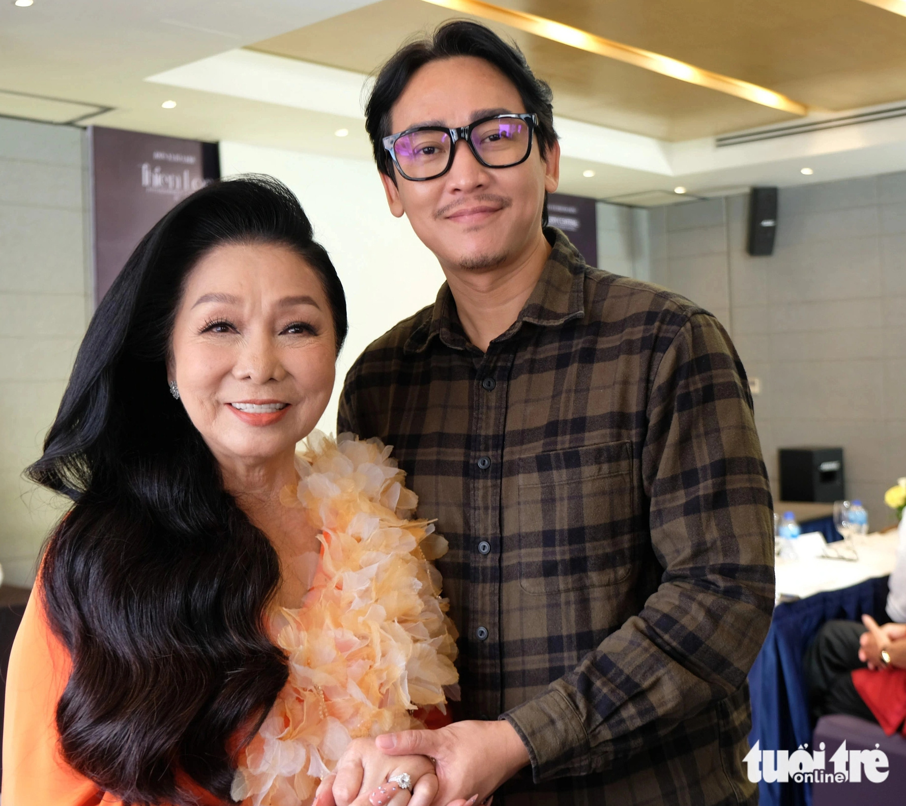 Diễn viên Hứa Vĩ Văn chia sẻ nghệ sĩ Bạch Tuyết chính là thần tượng của anh - Ảnh: LINH ĐOAN Diễn viên Hứa Vĩ Văn chia sẻ nghệ sĩ Bạch Tuyết chính là thần tượng của anh - Ảnh: LINH ĐOAN