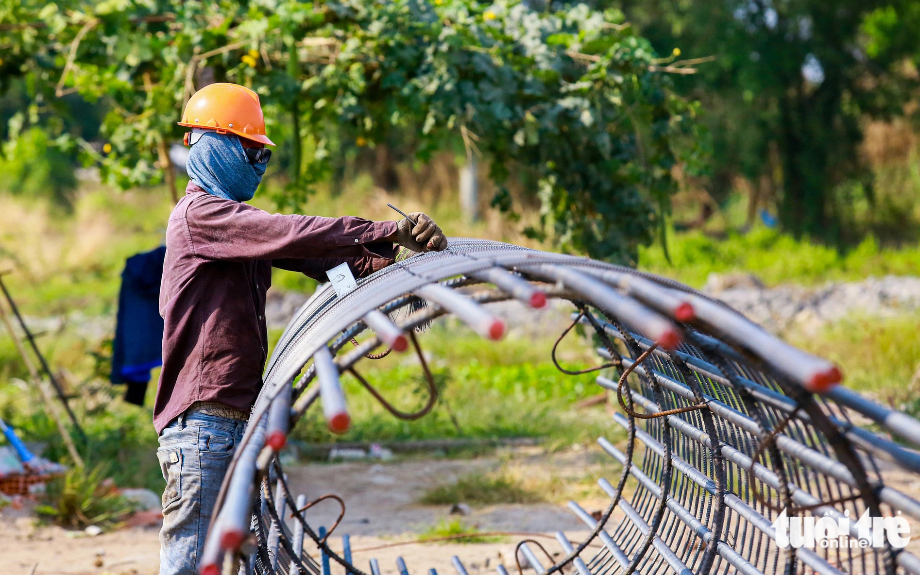Vành đai 3 TP.HCM: không thể trễ hẹn- Ảnh 2. Tất bật trên công trường vành đai 3 TP.HCM qua tỉnh Bình Dương, Long An