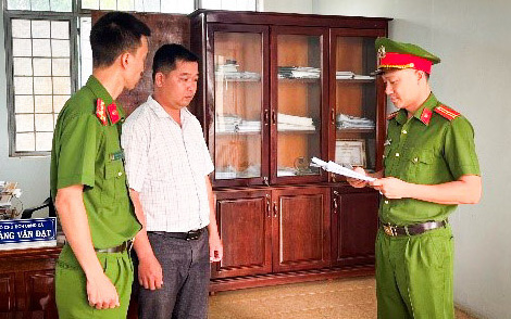 Vụ tiếp tay cấp sổ đỏ trên đất đã có chủ: Bắt thêm 3 cán bộ